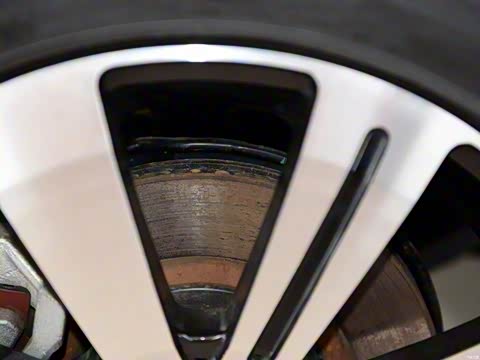 2014�� 1.5L �ֶ��º���