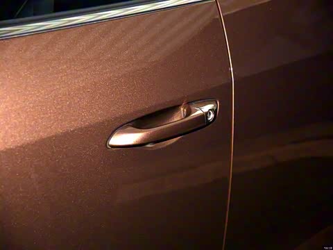 2015�� 1.6L �Զ������´���