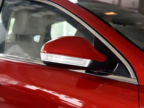 2015�� 1.6L �ֶ����а�