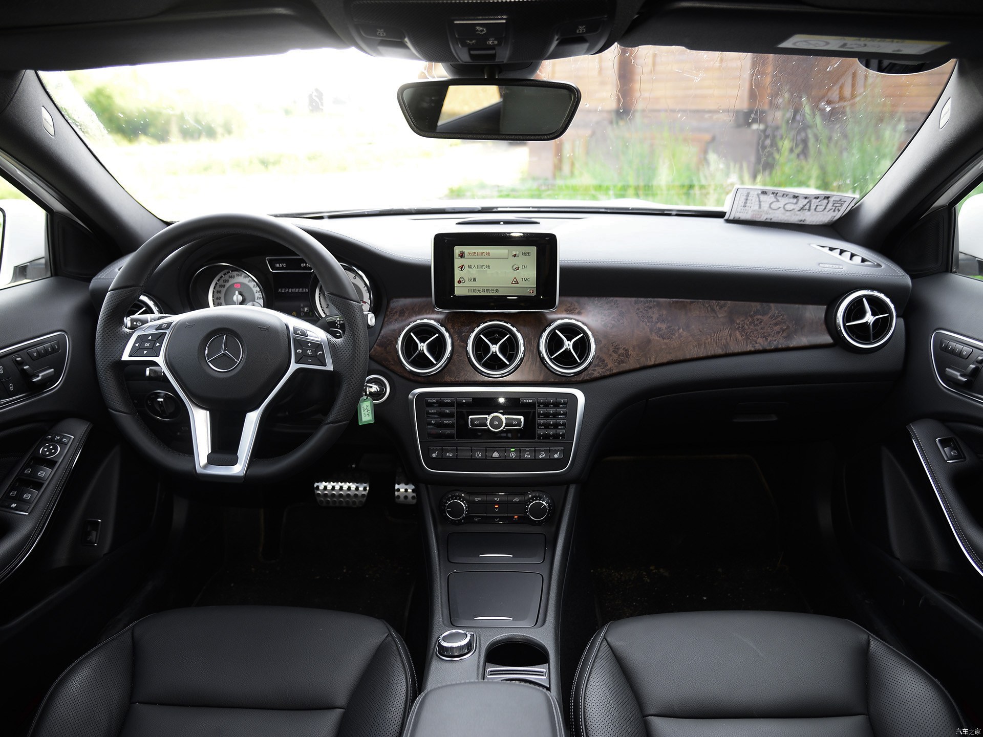 奔驰gla 2015款 gla 260 4matic 运动型 3101023图片_奔驰_汽车图库