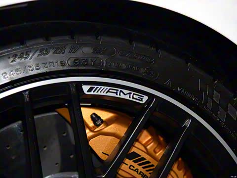 2015�� AMG C 63 S