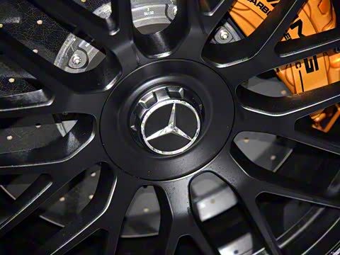 2015�� AMG C 63 S