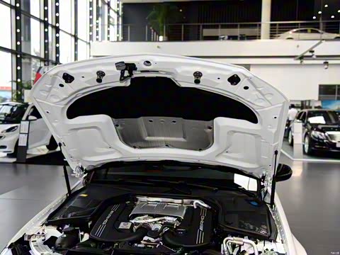 2015�� AMG C 63 S