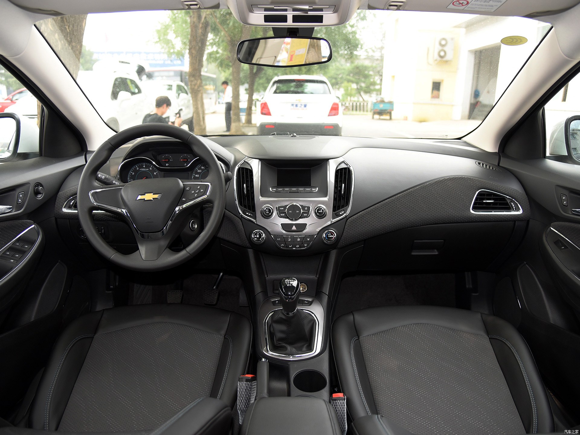 汽车图片 雪佛兰 科鲁兹 2016款 1.5l 手动精英版