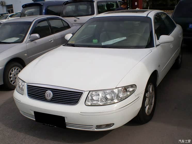 上汽通用别克 君威 2004款 2.0L 标准型 上汽通用别克 君威 2004款 2.0L 标准型