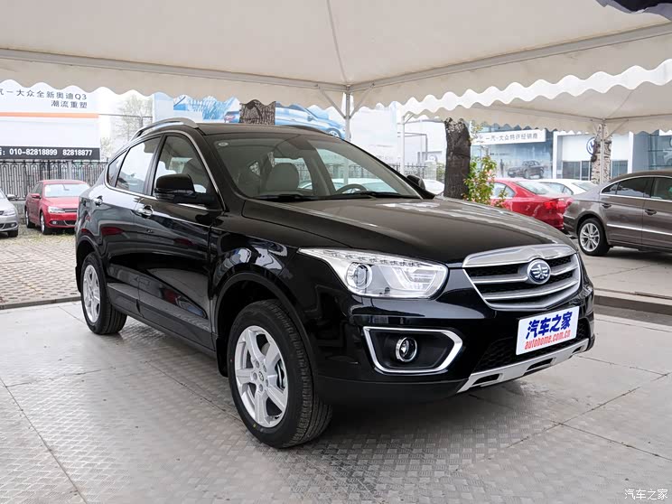 售价1198万元起奔腾x80店内上市发布