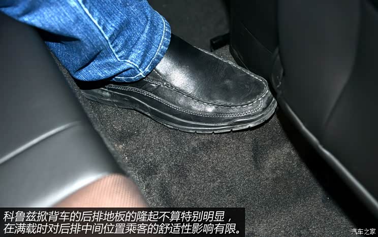 ѩ����ͨ��ѩ������³��2013�� �Ʊ� 1.6L �Զ�������