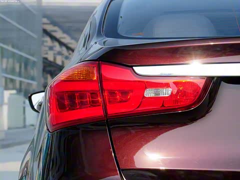 2013�� 1.6L �Զ�Premium