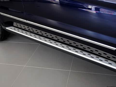 2013�� GLK 300 4MATIC ʱ����