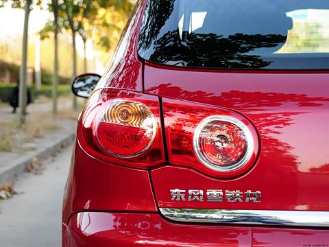 2013�� CROSS 1.4L �ֶ��˶���