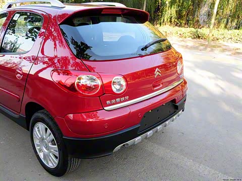 2013�� CROSS 1.4L �ֶ��˶���