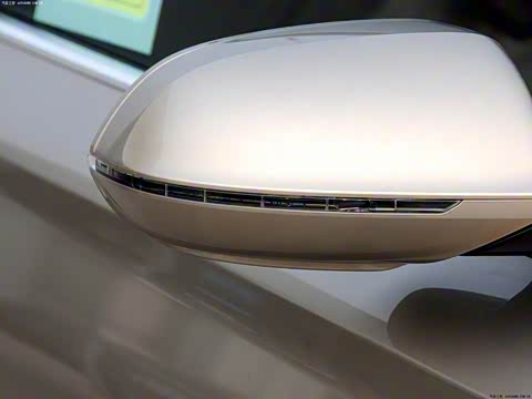 2013�� A8L 30 FSI ������