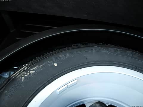 2013�� 35 TFSI ��ȡ��