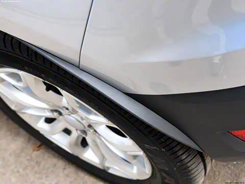 2013�� 1.5L �Զ������