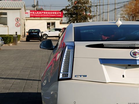 2012 6.2L CTS-V COUPE