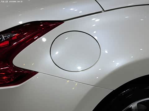 2013�� 3.7L Roadster