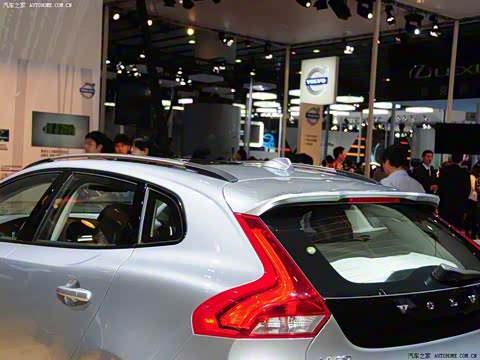 2014�� Cross Country T5 AWD �����