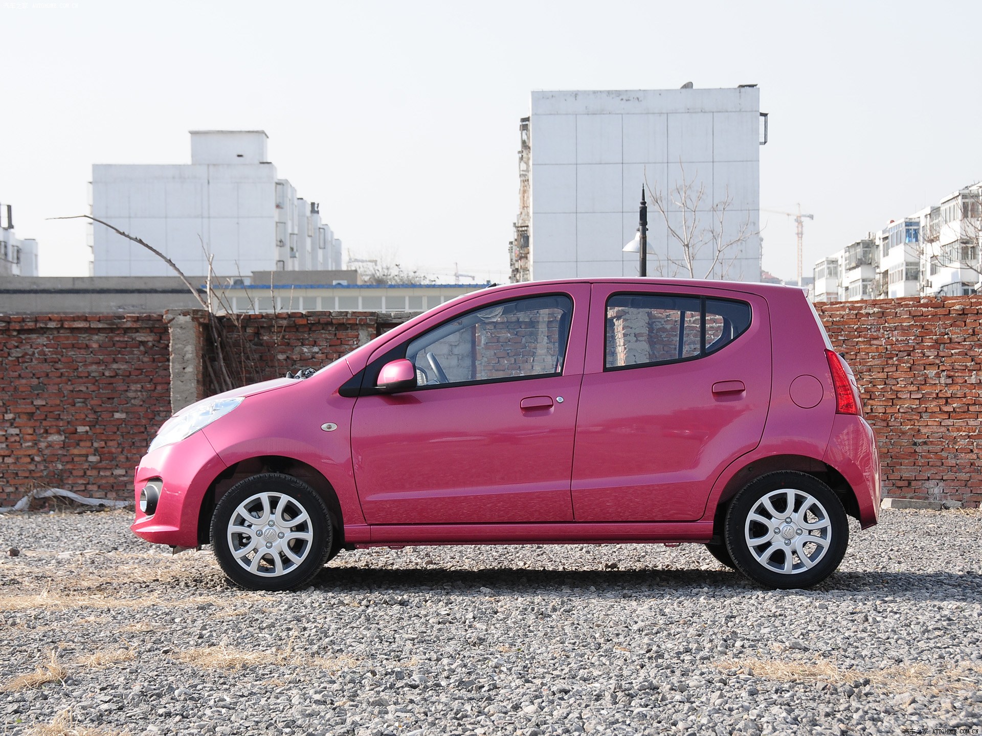 0l 手动豪华型 1757435图片_铃木_汽车图库_汽车之家