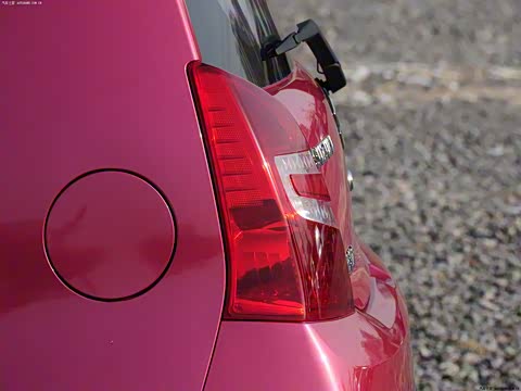 2013�� 1.0L �ֶ�������