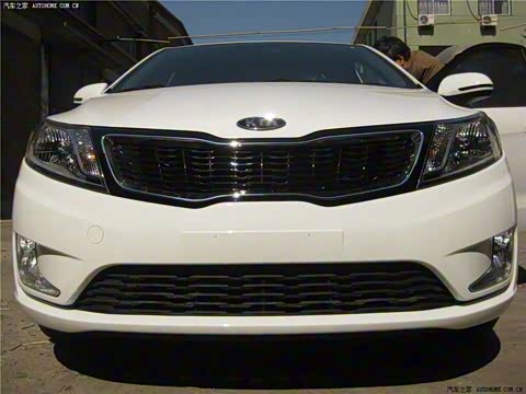 2011�� ���� 1.4L MT TOP