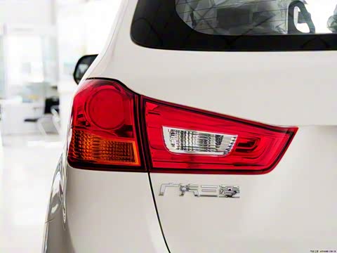 2013�� 1.6L �ֶ�������׼��