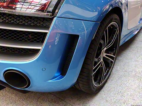 2013�� 5.2 FSI quattro �й�ר����