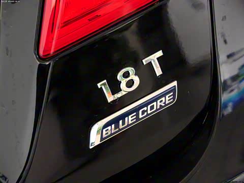 2013�� 1.8T �Զ���Ӣ�� ��V