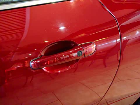 2012�� XKR 5.0L ��е��ѹ�����