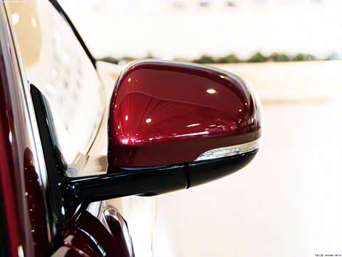 2012�� XKR 5.0L ��е��ѹ�����