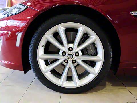 2012�� XKR 5.0L ��е��ѹ�����
