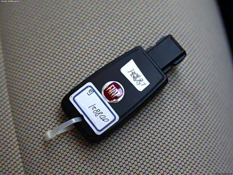 2012�� 1.4T �ֶ�������