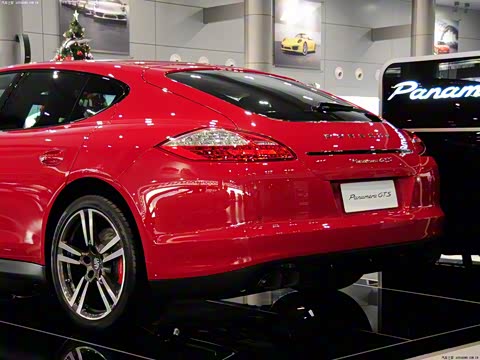 2012�� Panamera GTS 4.8L