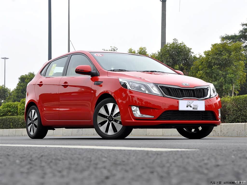起亚k2 2012款 两厢 1.