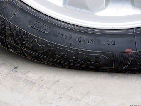 2012�� 1.5L �ֶ�������