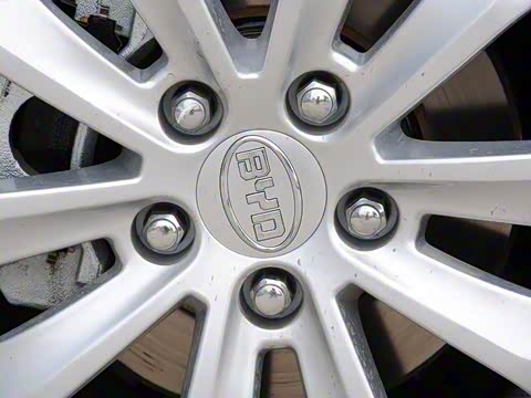 2012�� 1.5L �ֶ�������