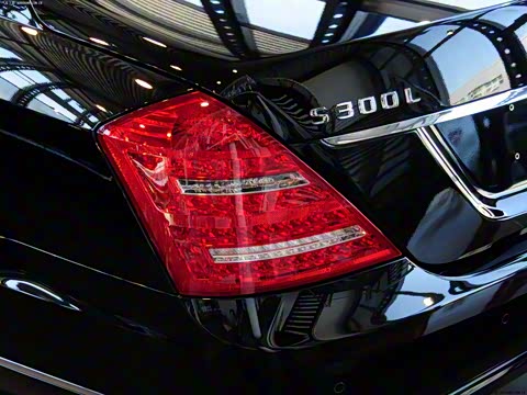 2012�� S 300 L ������ Grand Edition