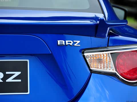 2013�� 2.0i �ֶ�������