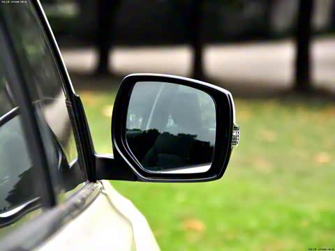 2013�� 2.5i-X ������