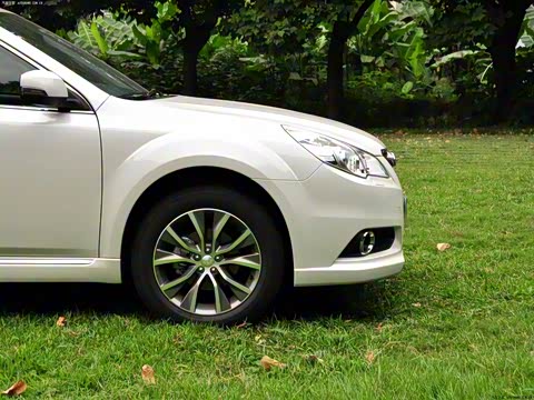 2013�� 2.5i-X ������