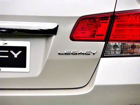 2013�� 2.5i-X ������