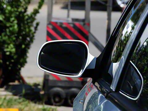 2012�� 1.5L �ֶ�������