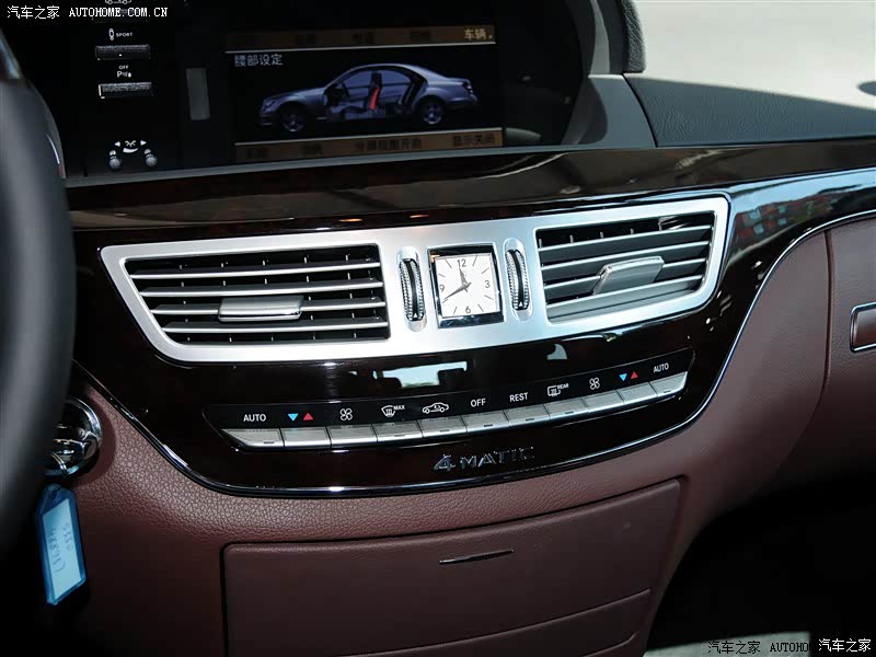 奔驰(进口) 奔驰s级 2012款 s350l 4matic grand edition 钻石白 中控