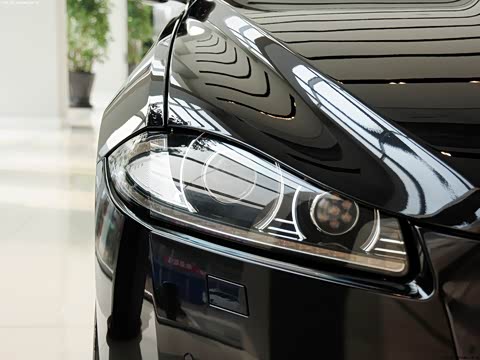 2013�� XF 3.0 SC ������