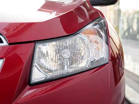 2013�� 1.6L SE AT