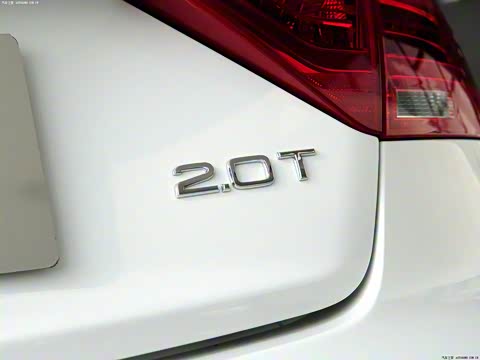 2013�� Cabriolet 40 TFSI