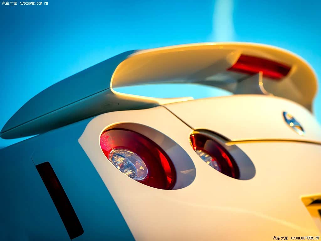 2014款38tpremiumedition棕红内饰