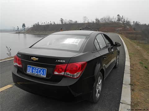 2013�� 1.6L SE MT