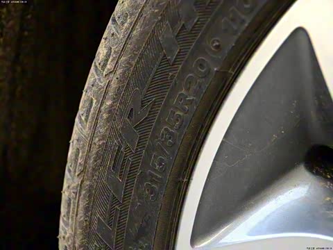 2013�� xDrive50i