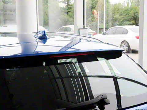 2013�� 328i M�˶��� ���а�