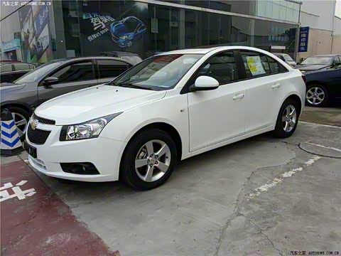 2013�� 1.6L SE MT